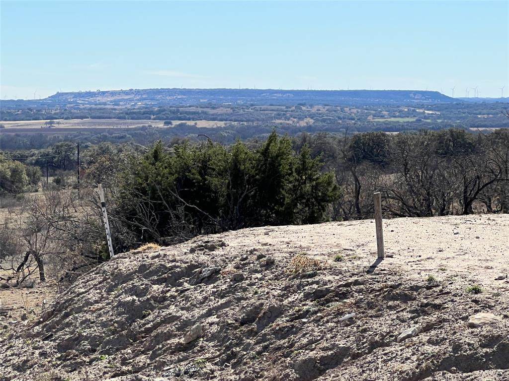 109 Comanche Hills Drive - Photo 1