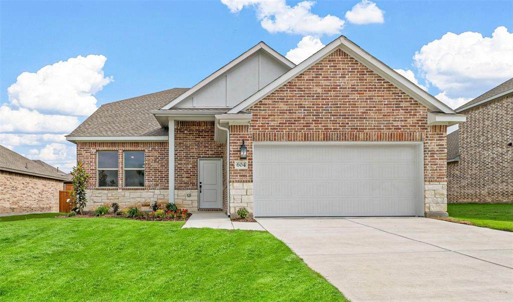 604 Brook View Drive - Photo 1