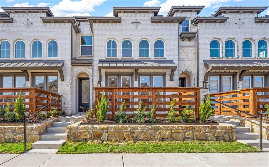 8117 Legacy Oak Drive - Photo 1