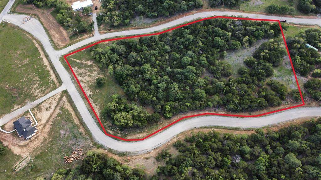 106 Wooded Acres Drive - Photo 1