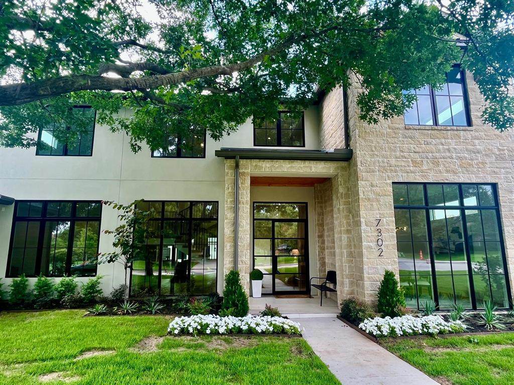 7302 Currin Drive - Photo 1