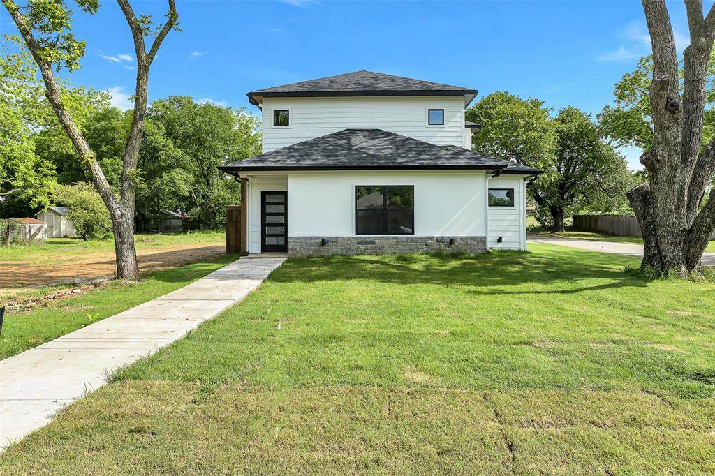 2901 Washington Street - Photo 1