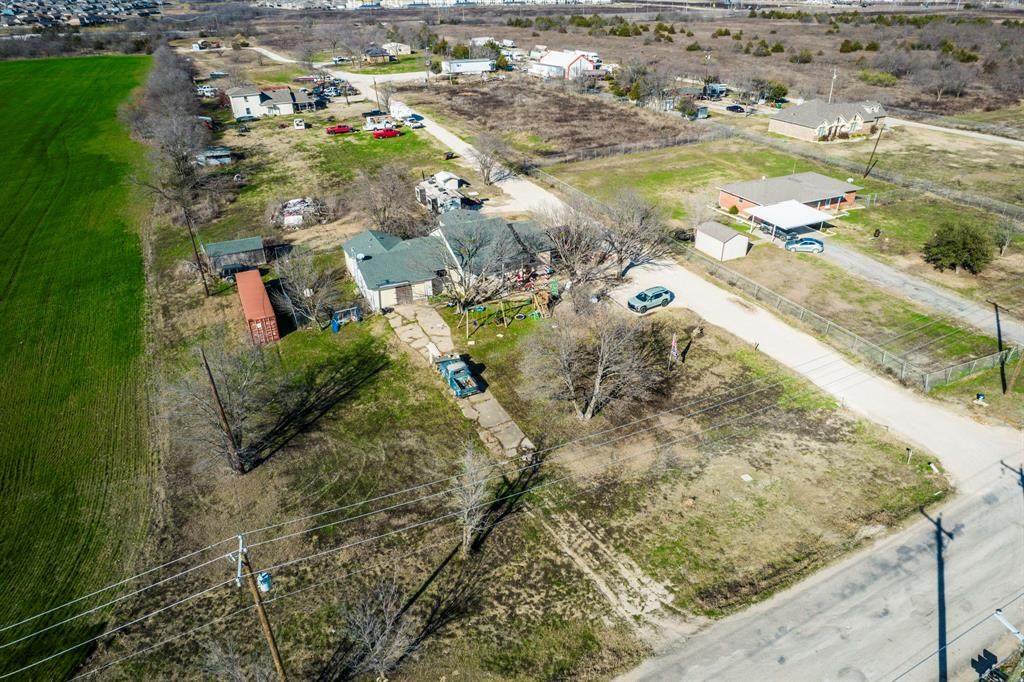 1621 County Road 109 - Photo 1