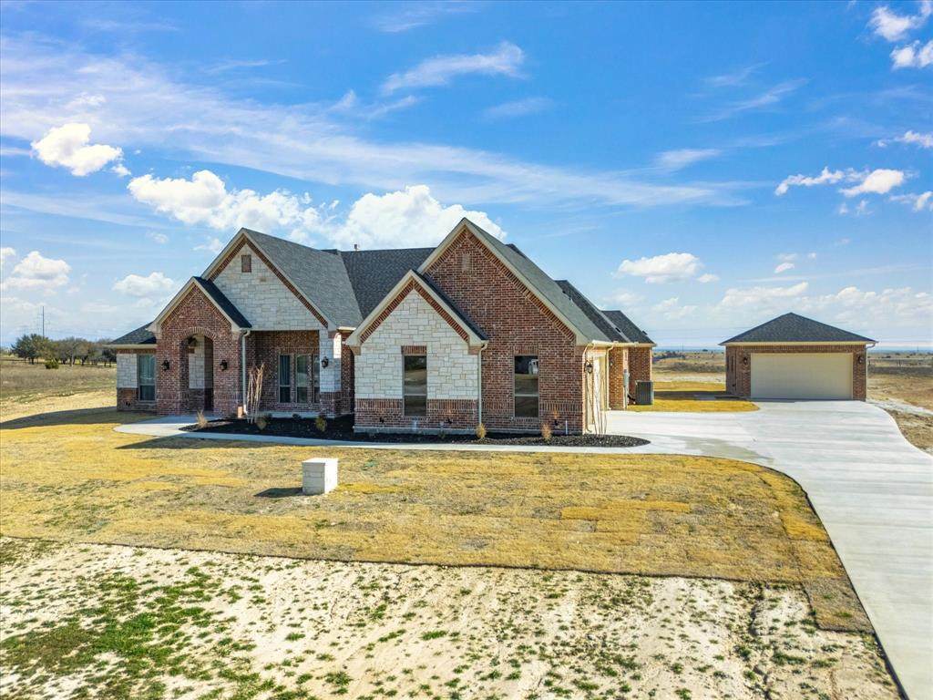 1019 Kingsley Court - Photo 1