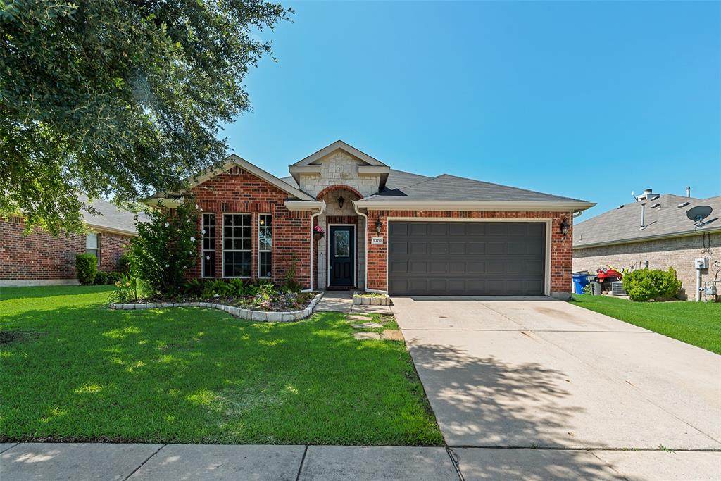 1070 Shepard Lane - Photo 1