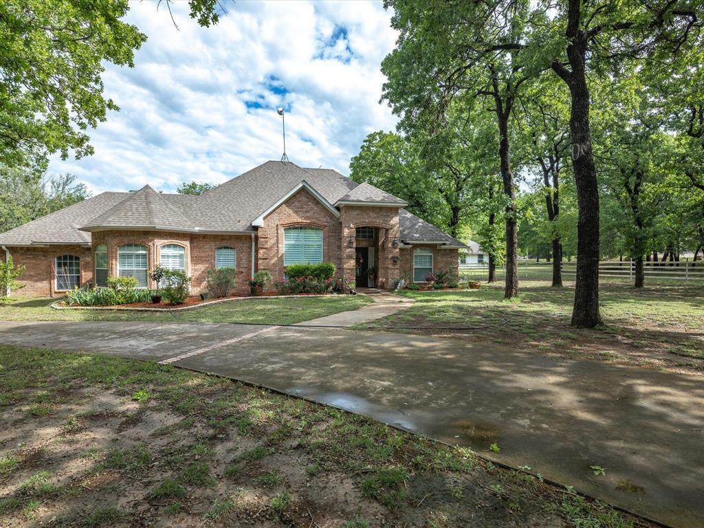 102 Ridge Street - Photo 1