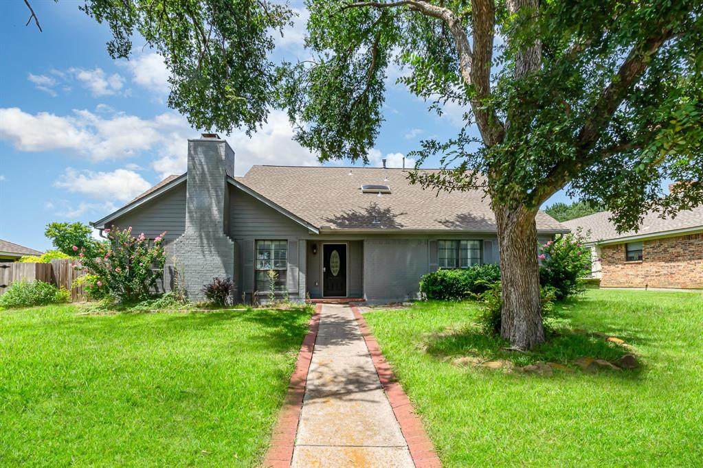 4537 Miami Drive - Photo 1