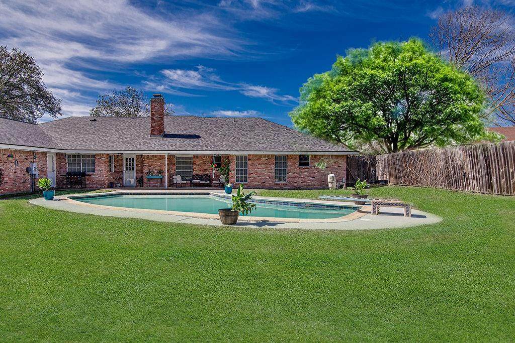 6717 Del Prado Avenue - Photo 1