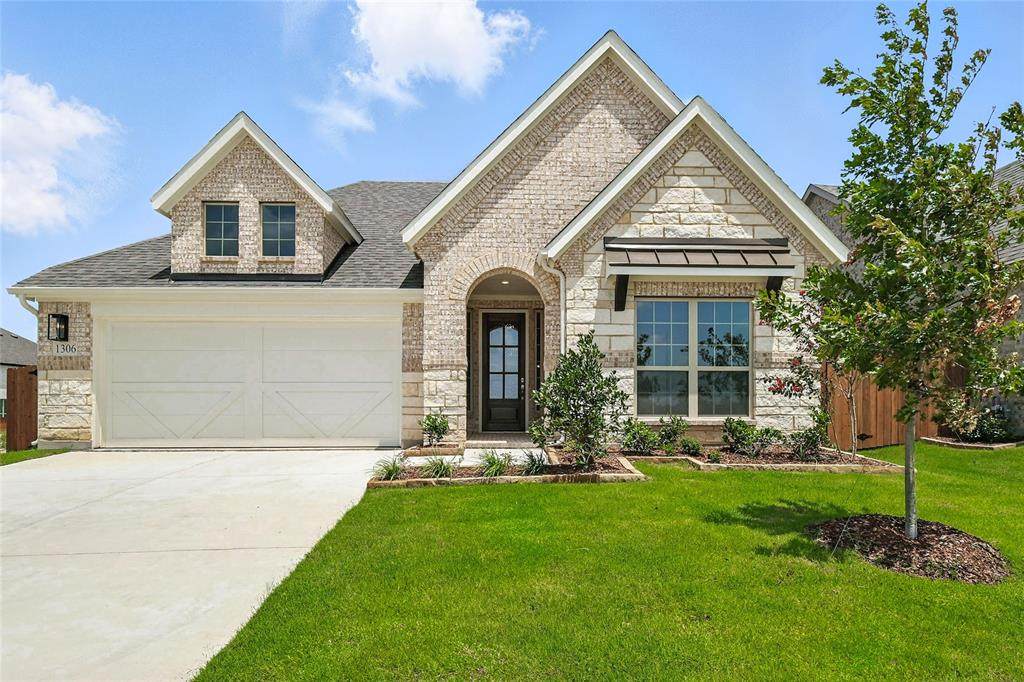 1306 Beaumont Lane - Photo 1