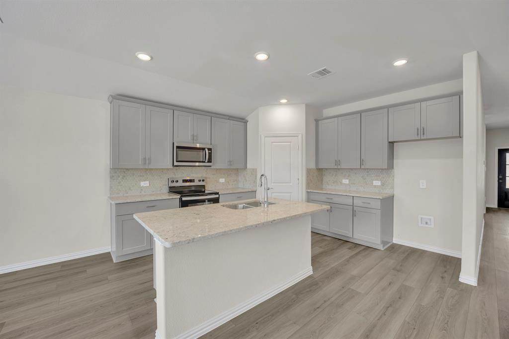 315 Sugarlands Drive - Photo 1