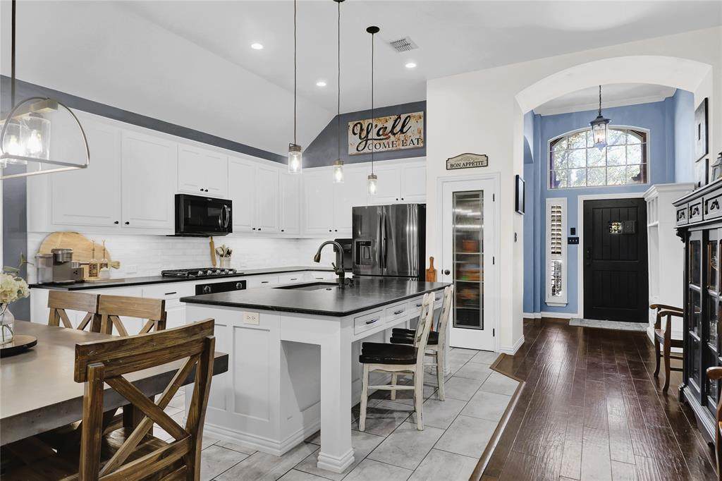 6609 Wind Song Drive - Photo 1