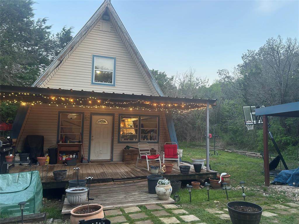 1015 Comanche Cove Drive - Photo 1