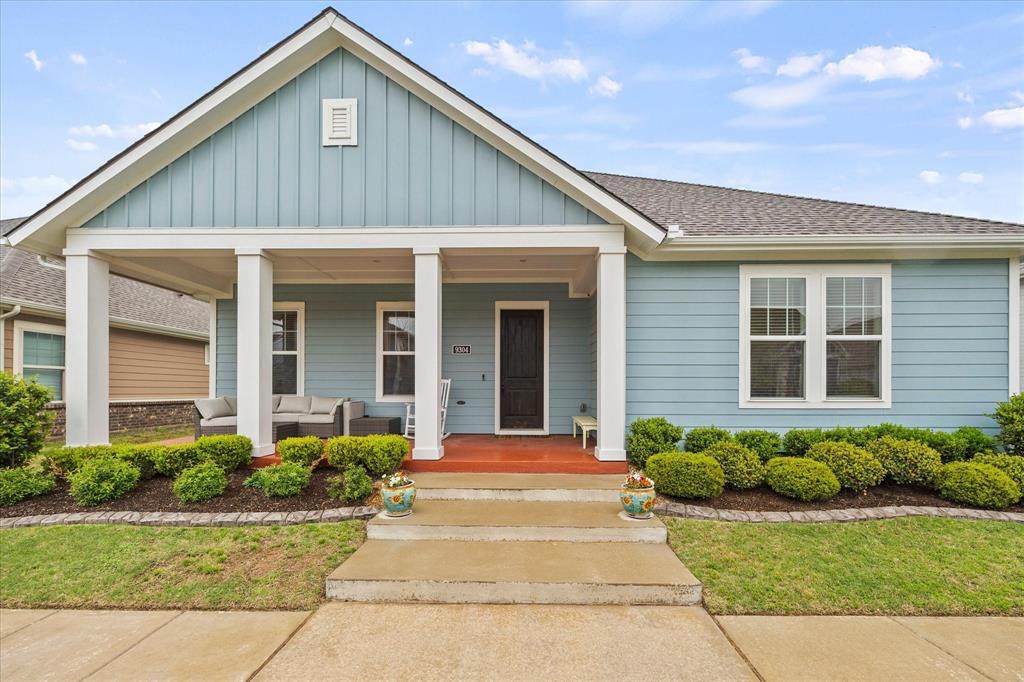 9304 Crockett Drive - Photo 1