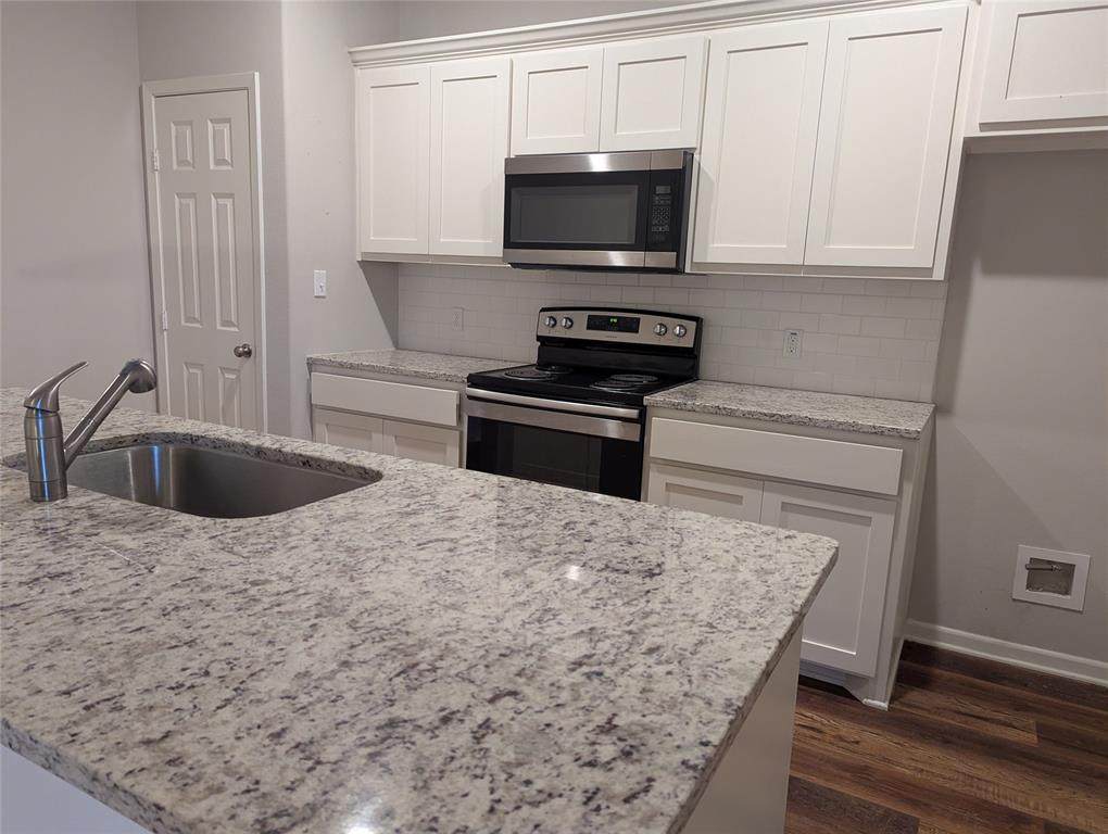 2700 Ginger Court - Photo 1