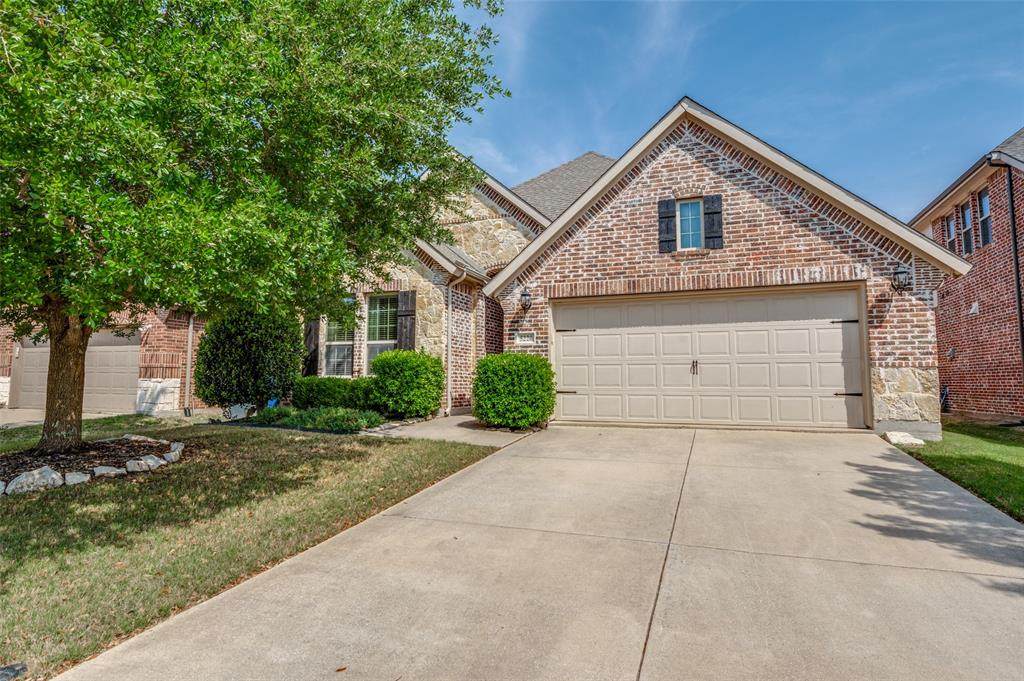 5220 Grove Cove Drive - Photo 1