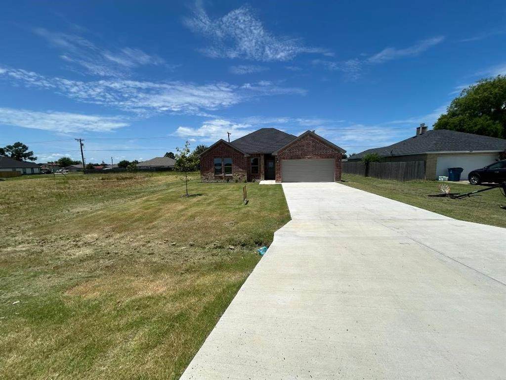 905 Harbor Point Road - Photo 1