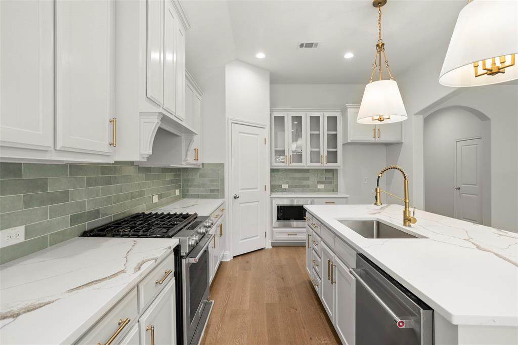 306 Blue Stem Lane - Photo 1