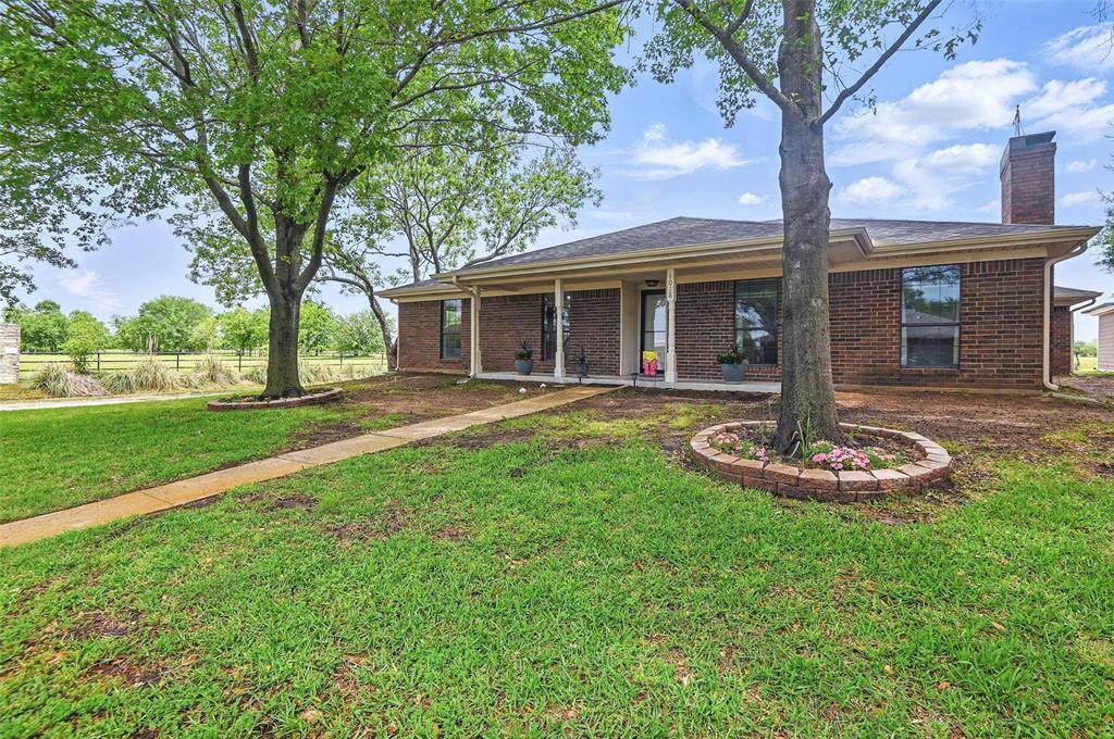 1018 Meridith Drive - Photo 1