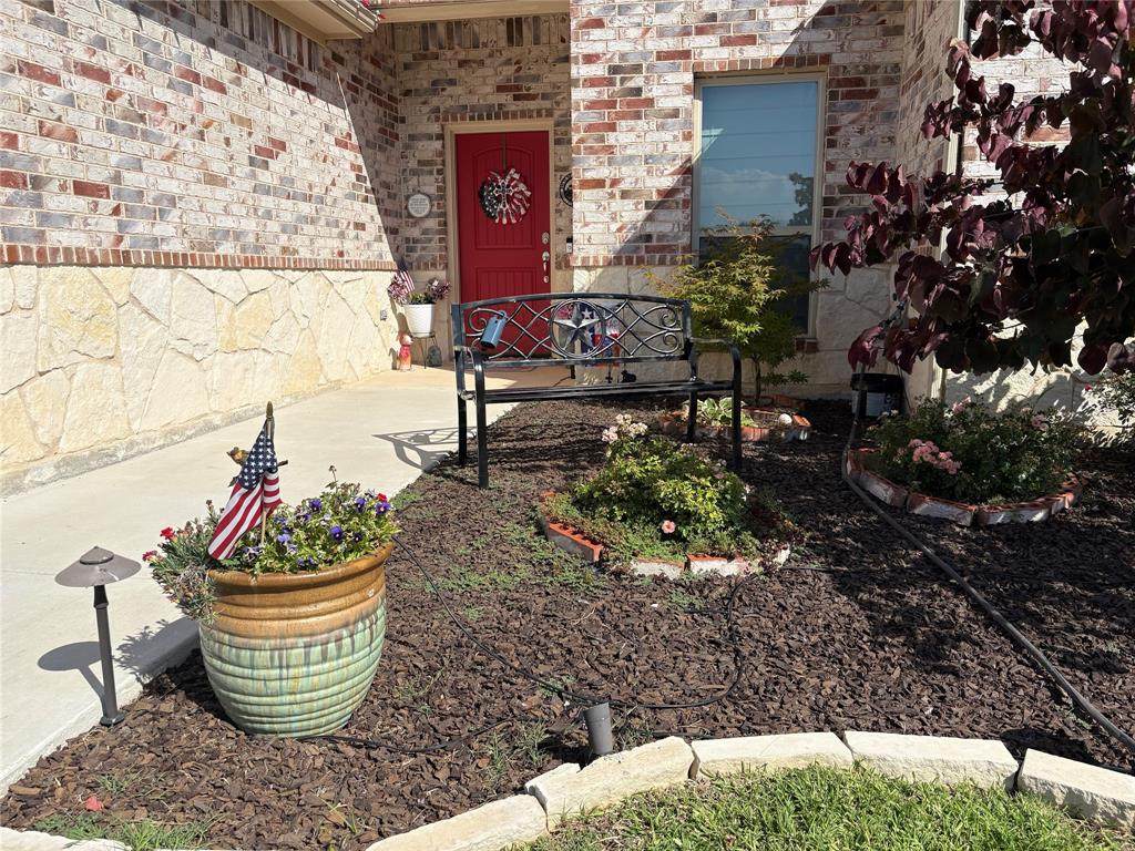 540 Islet Drive - Photo 1
