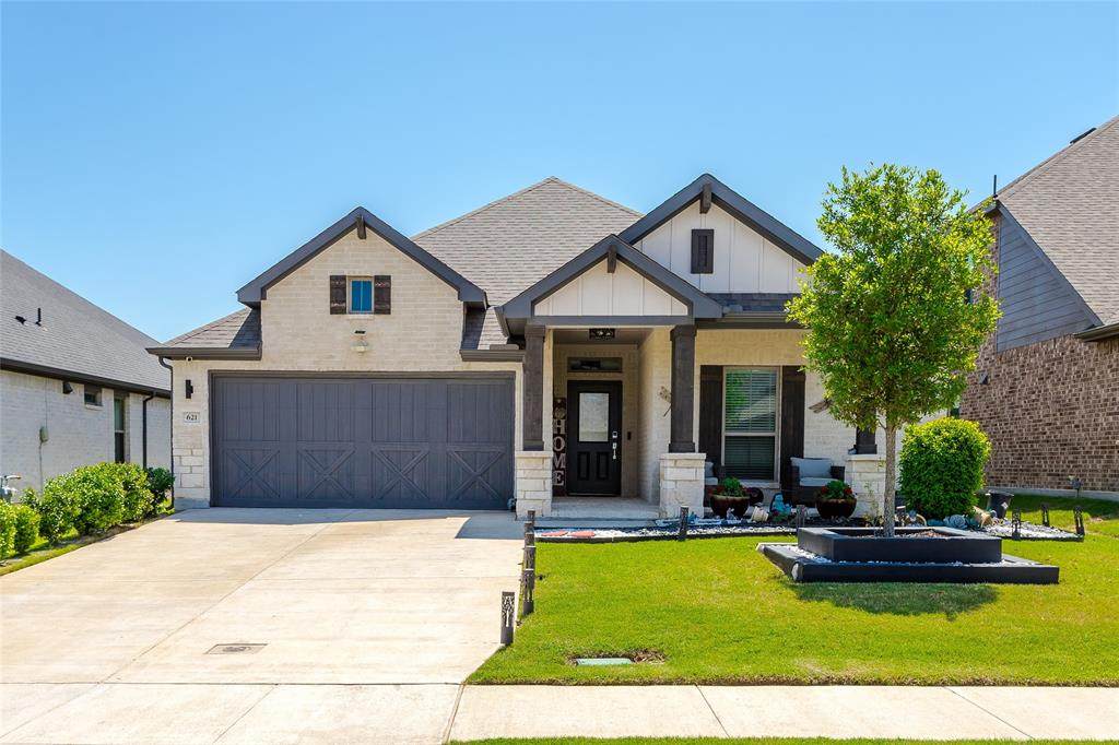 621 Hazeltine Road - Photo 1
