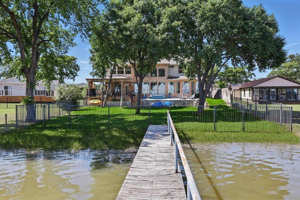 8913 Sunrise Point Court - Photo 1