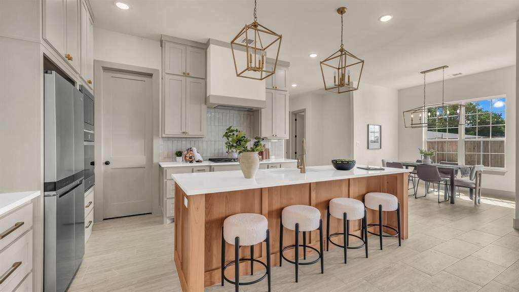 164 Hulen Circle - Photo 1