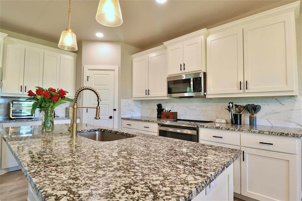 130 County Road 2630 - Photo 1