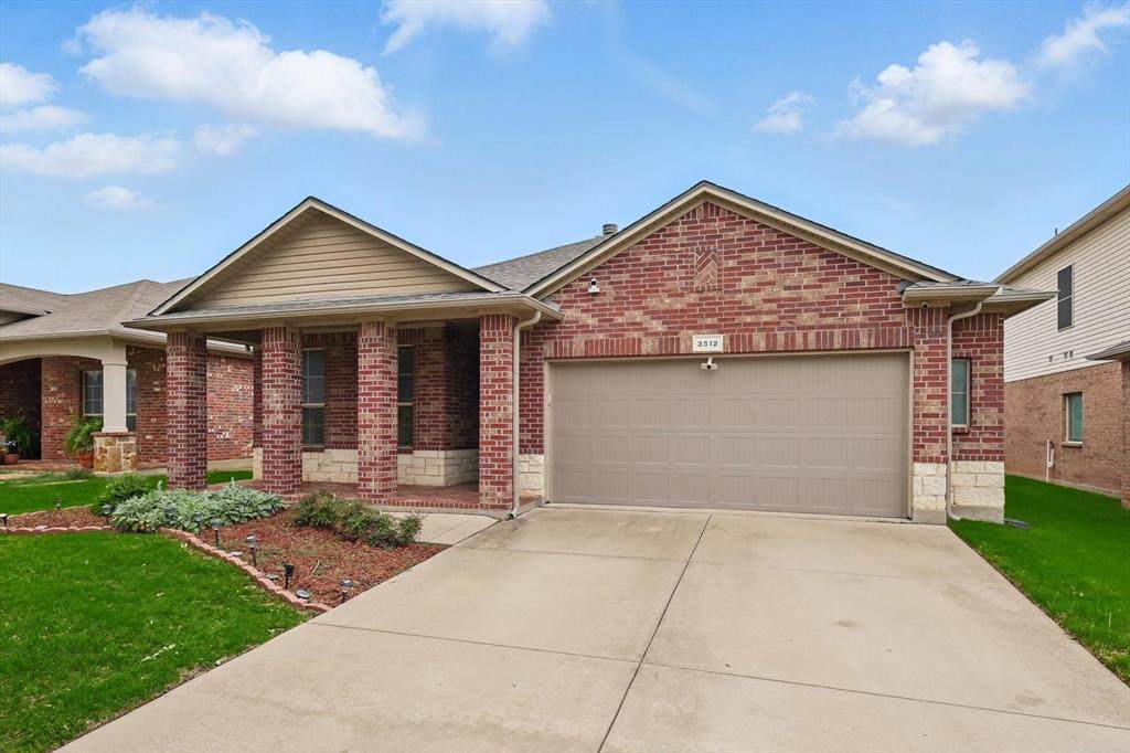 3512 Hornbeam Street - Photo 1