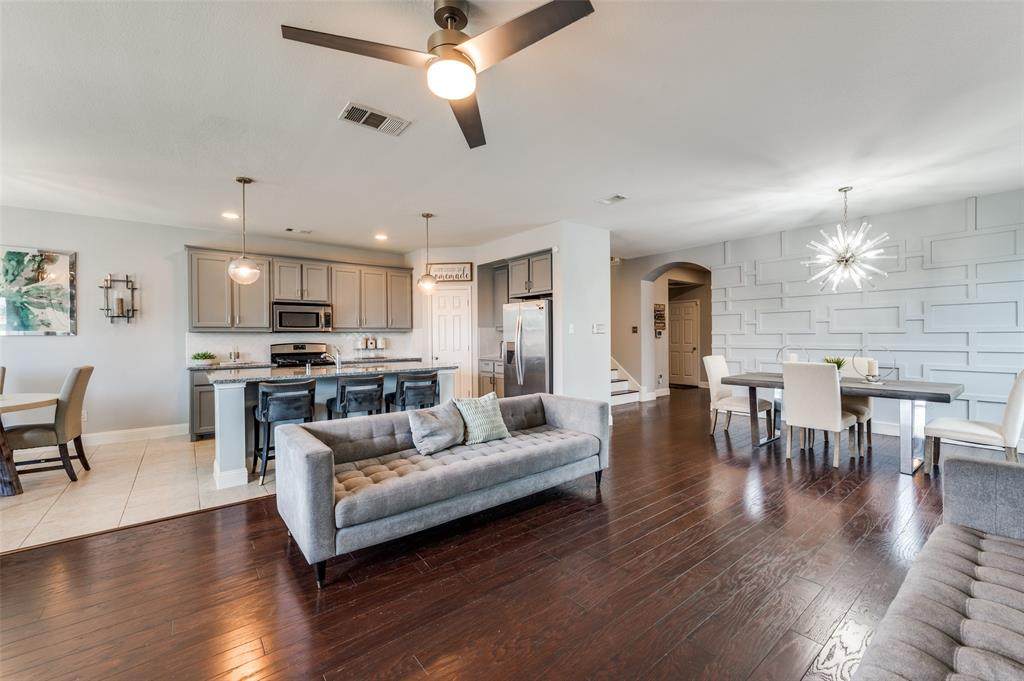 1317 Roadrunner Drive - Photo 1