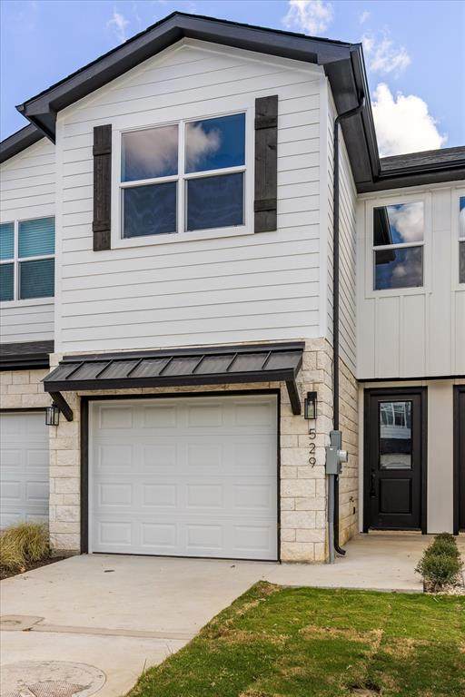 529 Galt Drive - Photo 1