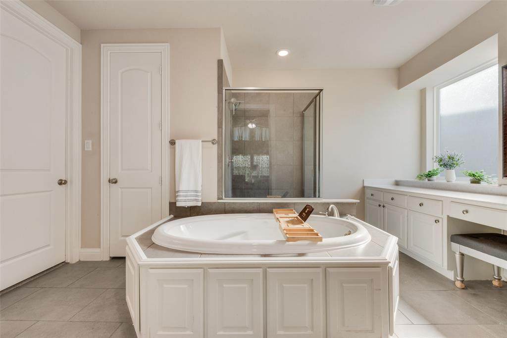 13921 Bluebell Drive - Photo 1