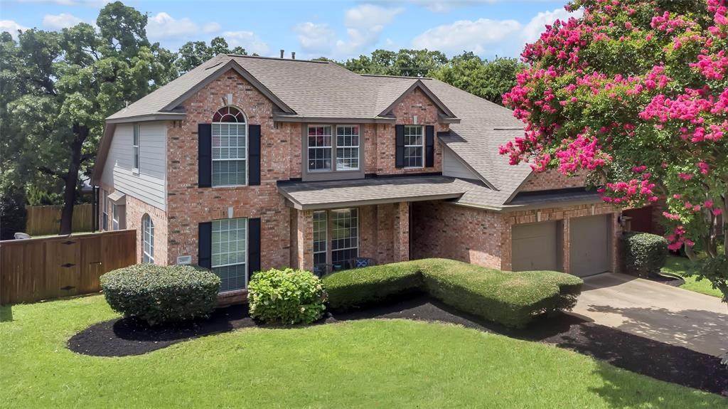 2807 Stonehurst Drive - Photo 1