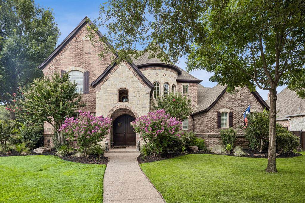901 Aspen Ridge Drive - Photo 1