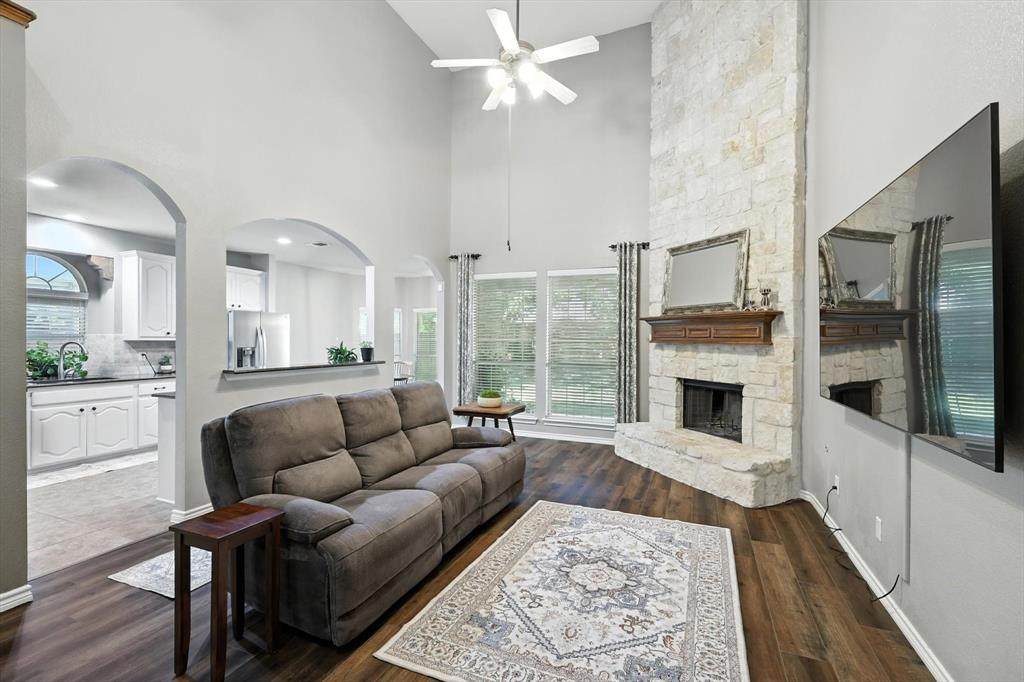 11933 Summerwind Drive - Photo 1