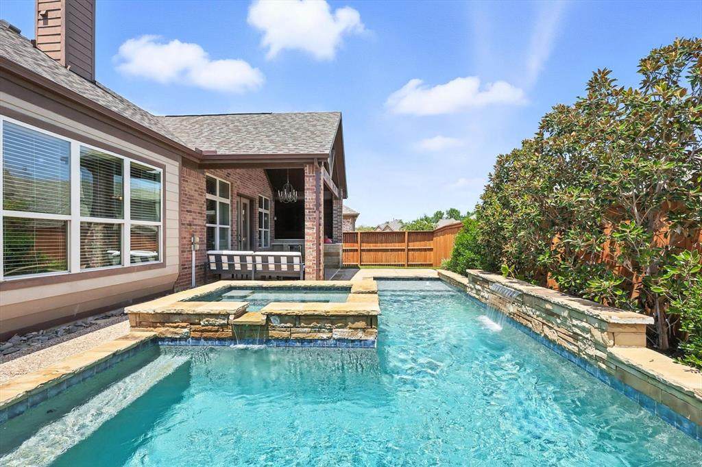 9108 Leland Drive - Photo 1