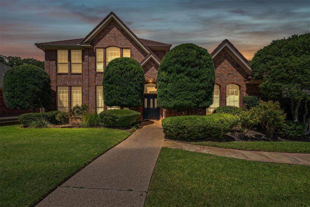 6704 Marthas Vineyard Drive - Photo 1