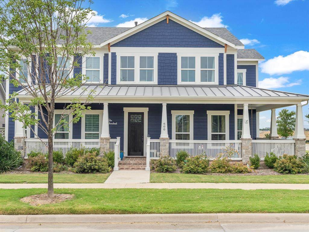 600 Pecan Parkway - Photo 1