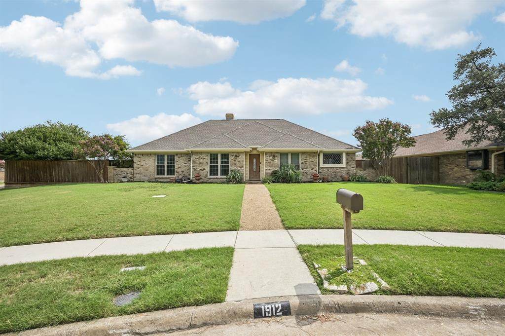 1912 Polstar Drive - Photo 1