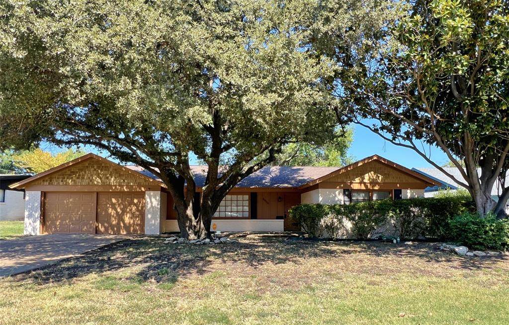 5908 Wedgmont Circle - Photo 1