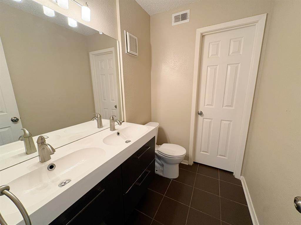 919 Weatherred Drive - Photo 1