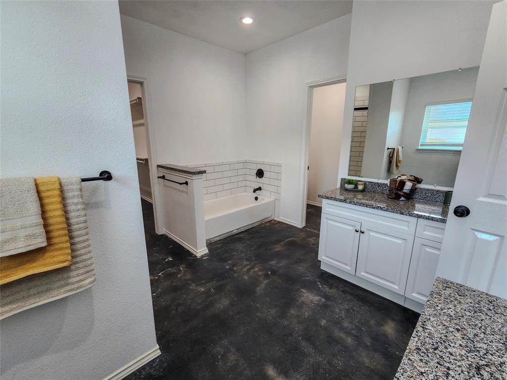 400 Susan Drive - Photo 1