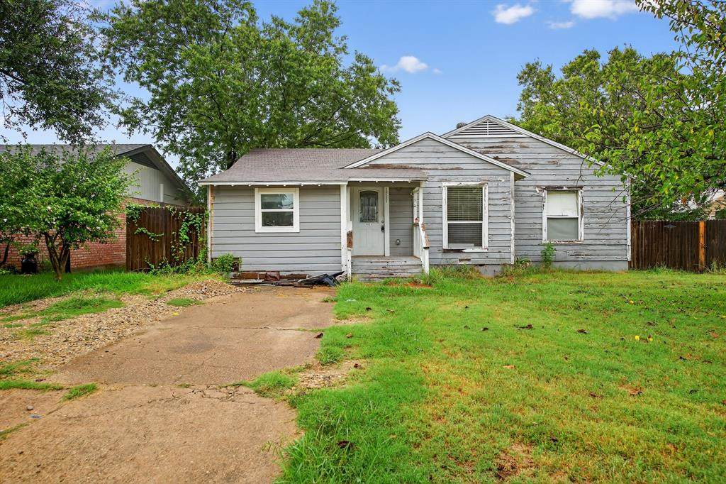 1711 21st Street - Photo 1