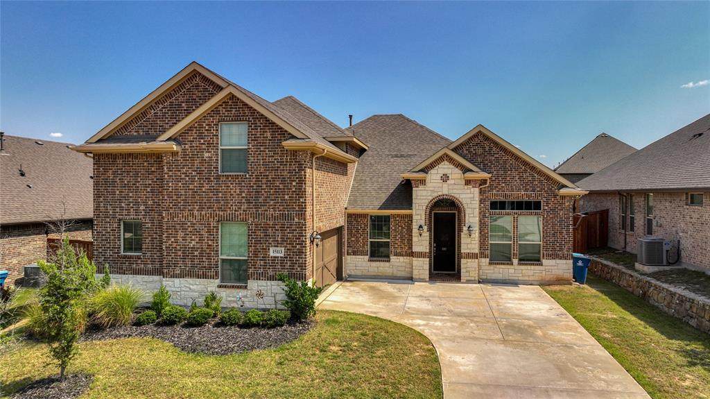 15113 Gladstone Drive - Photo 1