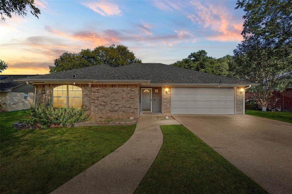 4609 Lexington - Photo 1