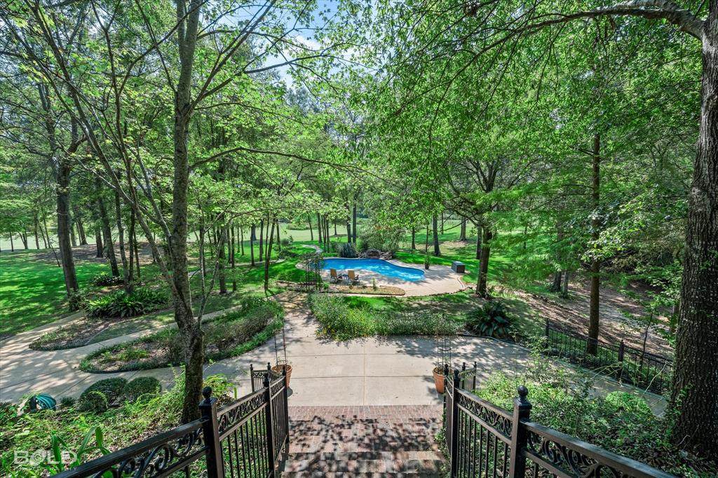 36 Golf Club Drive - Photo 1