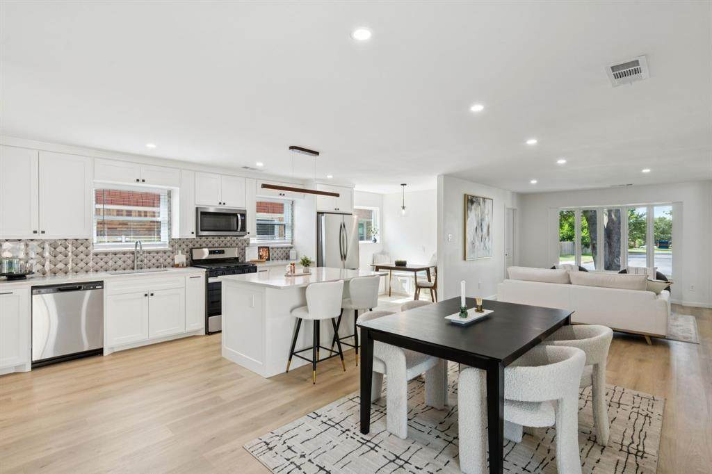 8566 Sweetwood Drive - Photo 1