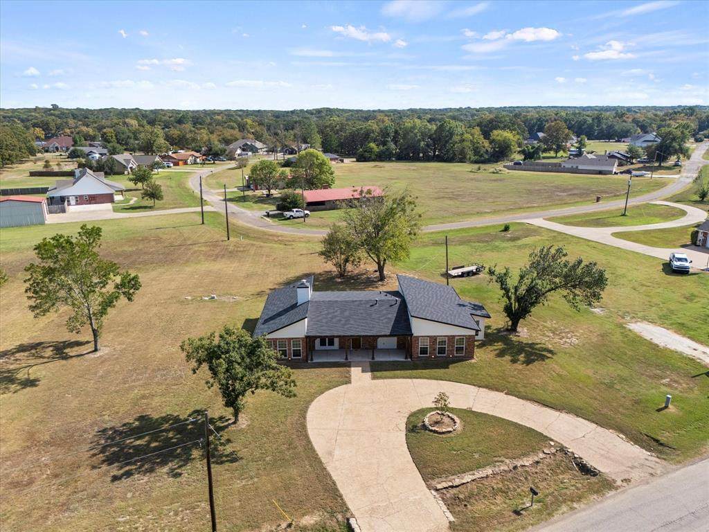 1492 Van Zandt County Road 3502 - Photo 1