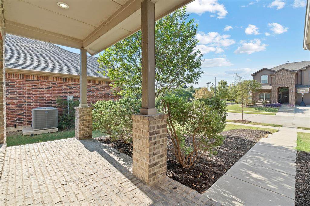 1704 Sparrow Street - Photo 1