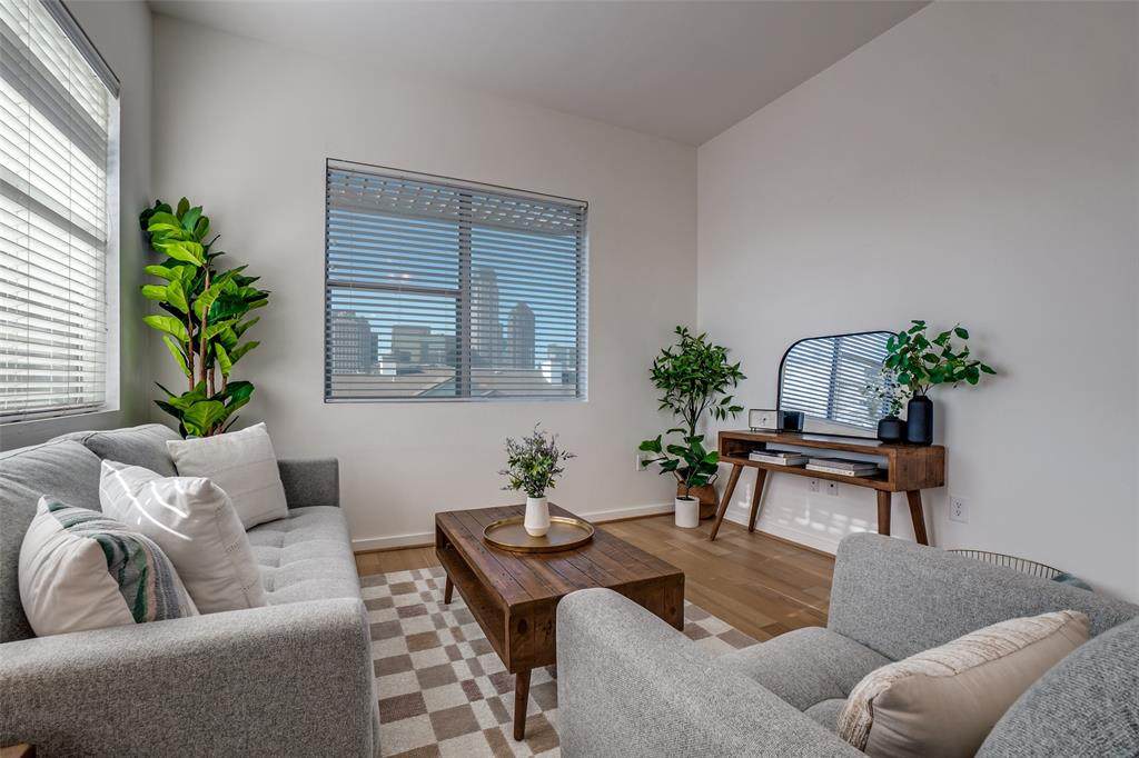 3015 Bryan Street - Photo 1