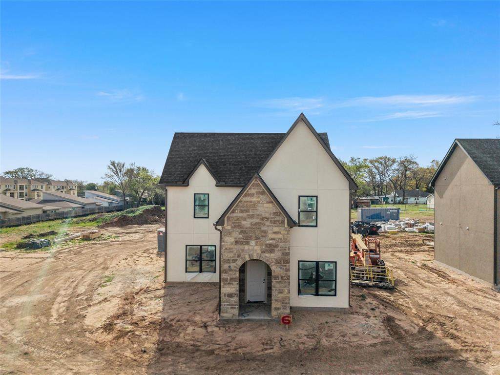 2700 2nd - Photo 1